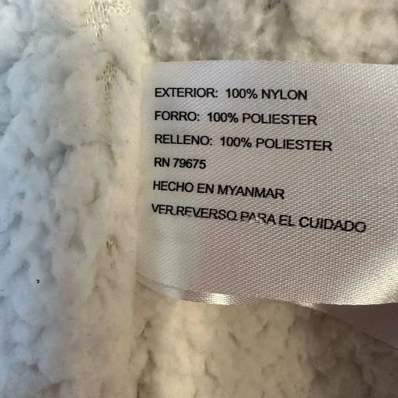 SOLD Michael Kors Girls Puffer Coat Pale Blue With Faux Fur Lining & Hood 10/12 - Picture 6 of 14